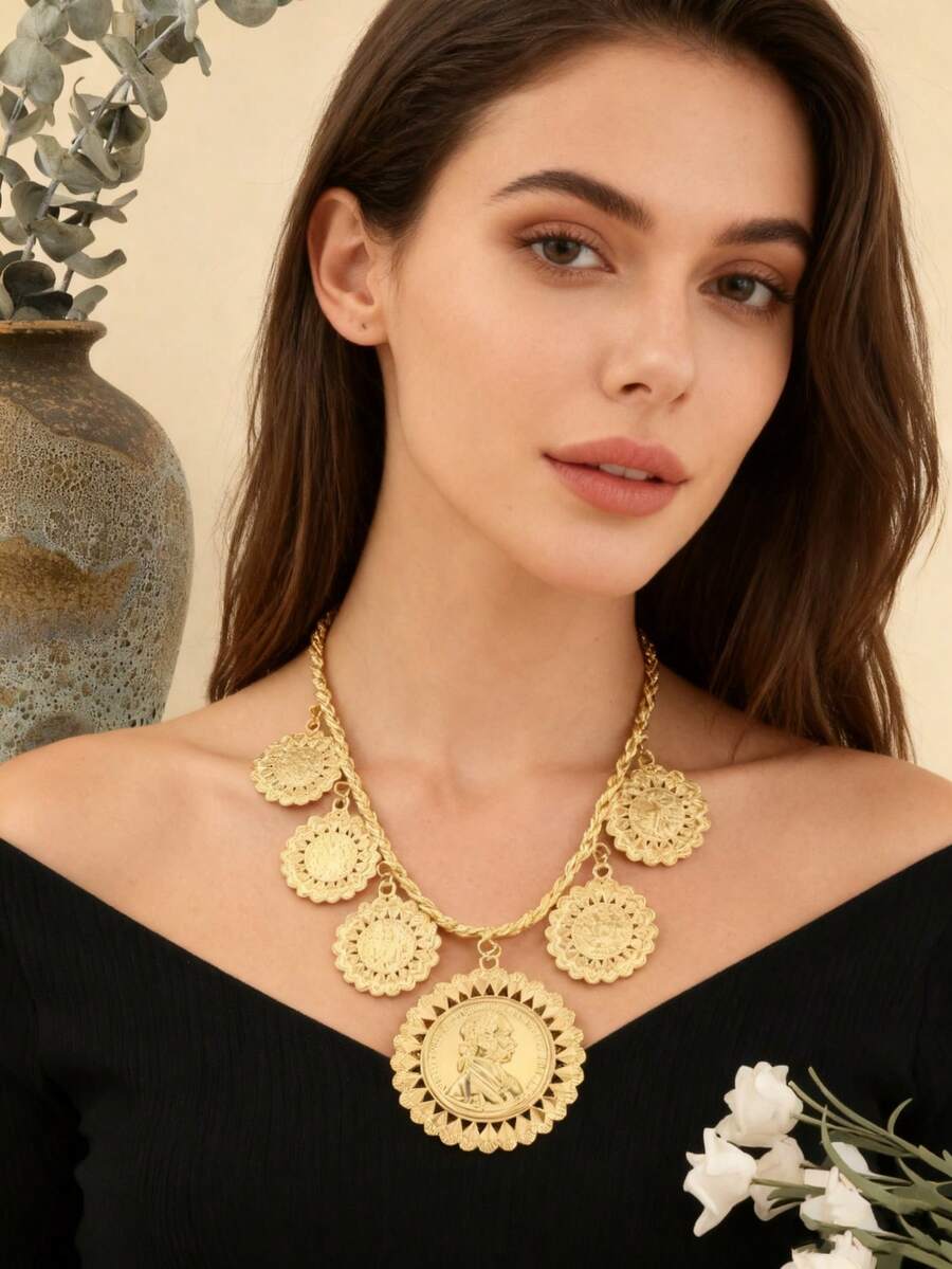 1pc Hollow Metal Pendant Necklace, Napoleon Hollow Gold Color, Suitable For Middle East Saudi Arabia Banquet, Wedding, Daily Party Wear Valentine's Day Accessories