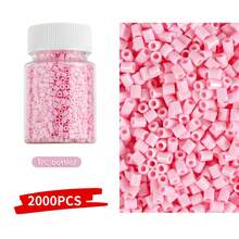 2000 piezas de cuentas Perler de 2.6mm de color rosa en botellas pequeñas recargables, ligeras y portátiles, adecuadas para hacer accesorios DIY y pequeñas decoraciones artesanales