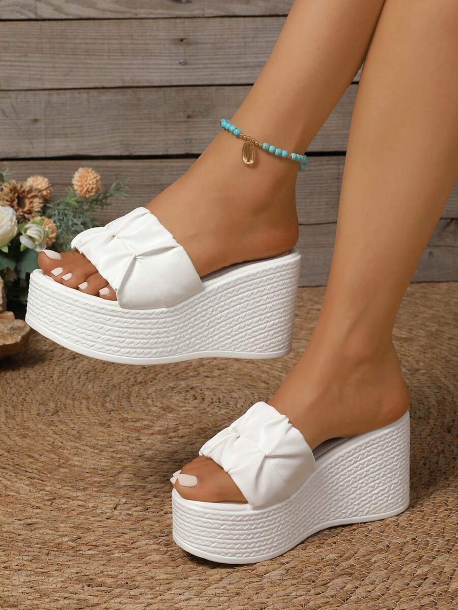 Dép xỏ ngón đế dày đế xuồng trơn màu mùa hè mới cho nữ, dép xỏ ngón ngoài trời, giày đi biển cỡ lớn thời trang - trắng - Xem 1