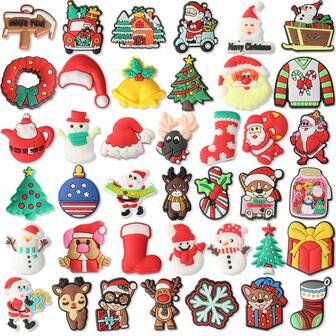 JUXZH 40 pièces Ensemble de breloques de Noël multicolores en PVC - Designs Père Noël, Cerf, Bonhomme de neige, Sapin de Noël pour Baskets et Bracelets - Cadeaux de fête festifs