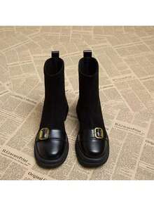 2025 Jesienne nowe modne krótkie botki z okrągłym noskiem i paskiem na klamrę w stylu vintage, czarne klasyczne popularne grube podeszwy modne elastyczne botki skarpetkowe, uniwersalne obcisłe buty, botki, eleganckie botki wizytowe - Czarne - Zobacz 3