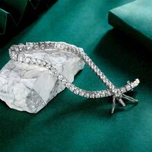 18K白金镀层网球手链，镶嵌3.0-6.0毫米圆形切割立方氧化锆仿钻，男女皆宜 - 白色 - 查看 3