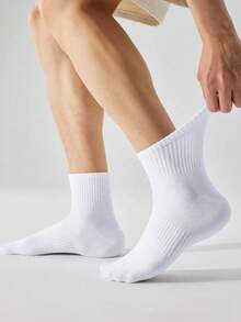 2/6/10 Pairs Men's Solid Color Short Sports Socks, Simple Black And White Style, Ultra-Thin Breathable Summer Basketball Socks, Non-Slip And Durable, Fall