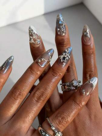 24 Stücke Y2K Nägel zum Aufkleben mit 3D-Dekoration, Französische Nägel in Mandelform, Kurze Kunstnägel Maniküre-Set inklusive 1 Stück Blatt Klebestreifen & 1 Stück Mini-Feile, perfekt für den täglichen Gebrauch