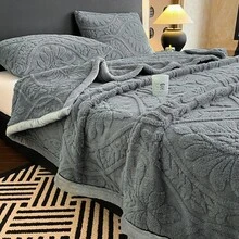 1件欧式提花波西米亚风毛毯，加厚心形镂空仿羊羔绒柔软保暖毛毯，用途广泛，适用于床、沙发、办公室、旅行、客厅和卧室。 - 深灰色 - 查看 8