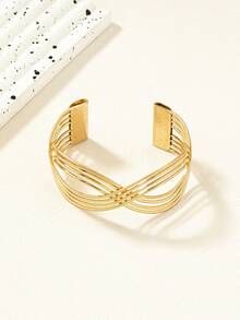 1pc Fashionable 2025 New Hollow Bracelet For Women, Suitable For Party, Daily Wear, Wedding, Valentine's Day Gift