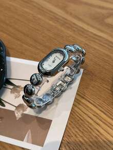 1 件椭圆形竹节表带女士手表，可调节金色表带，优雅百搭的石英腕表，适合日常佩戴，是理想的日常搭配礼物。 - 銀色 - 查看 5