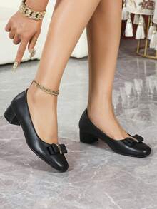 Quadratische Zehenform, bequemer Blockabsatz, weiche Sohle Arbeitsschuhe