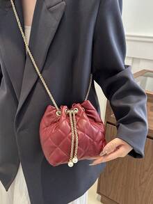 1个链条抽绳封口PU纯色水桶包，金属珍珠装饰链条，彩色女士晚宴手拿包单肩斜挎口红包，时尚女士礼物，适合派对、晚宴、日常使用、情人节、生日等场合 - 酒紅色 - 查看 3