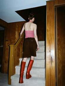 Damen klassische Strickweste mit Rundhalsausschnitt, reguläre Länge, Knopfdetails, mittlere Stretchqualität