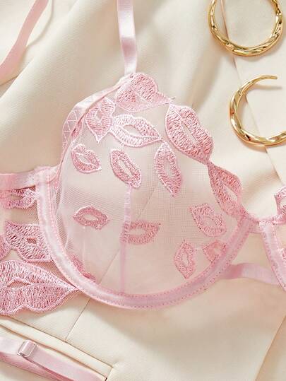 Women Verleidelijke Lingerie Set, Roze Kanten BH Mesh Lip Embroidery, Underwire Adjustable String Panty, Intimate Apparel Couple Date view 4