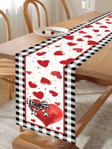 Schwarz-weiß kariertes Herz