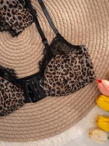 1 Set Women Solid & Leopard Print Lace Front Closure Wireless Thin Cup Comfortable Lingerie Set - Multicolor - View 5