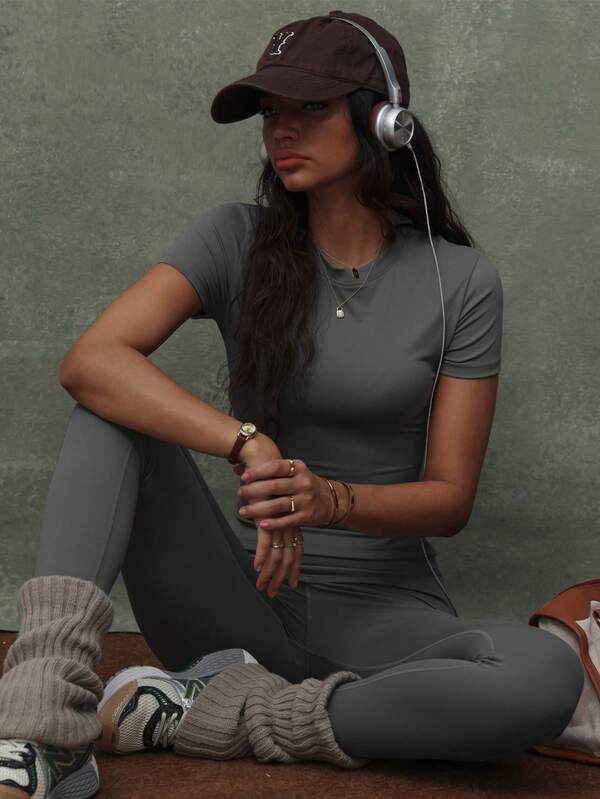 PinkTip Conjunto de ropa deportiva de unicolor sin costuras con puntas rosas para mujer, que levanta el trasero, de ajuste ceñido, con pantalones largos suaves, casual, para fitness, correr, yoga, pilates, con manga corta y pantalones largos