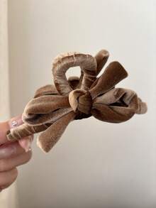 Light Brown Bow Clip