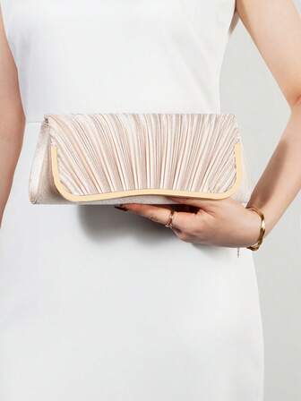 优雅时尚的女士迷你褶皱手拿包，精致的女士派对婚礼钱包，适合搭配女士日常服装，也适合秋冬季的派对、聚会、晚宴、婚礼等场合，是理想的圣诞节或情人节礼物。