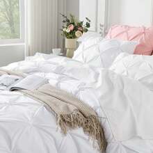 White Comforter Set (90x90Inch), 3 Pieces Cute Pinch Pleat Bedding, Soft Lightweight Fluffy Down All Season Bed Set, Bed Comforter - White - View 10