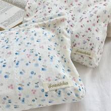 1pc Delicate Lace Floral Lightweight Makeup Bag, Large Capacity Portable Skincare Products Storage Pouch, Travel Organizer Cosmetic Bag,Christmas Gifts,Pouch,Travel,Gifts For Women Travel Essential,Pouch,Clutch / Small Handbag, Makeup Organizer,Makeup Organize,Pouch,Brush Holder,Mini Pouch,Large Capacity Pouch,Gifts For Women,Christmas Gifts,Gift Ideas For Women - Multicolor - View 4