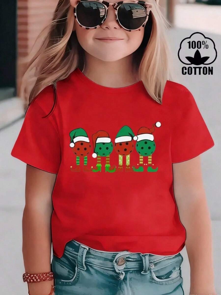 Esta nueva y moderna camiseta de manga corta 100 % algodón para niña luce un estampado navideño. Esta camiseta holgada, informal y versátil está confeccionada con un tejido suave y agradable para la piel de tu bebé. Ya sea para una reunión familiar, un evento escolar o una salida de juegos al aire libre, esta camiseta permite que tu hija se mueva con libertad y comodidad. - Rojo - Ver 1