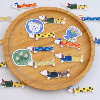 3 pezzi Ciondoli in ceramica fatti a mano a forma di bassotto - Simpatici ciondoli di cani salciccia per la creazione di collane e braccialetti fai-da-te, forniture per gioielli a tema animali fantasiosi