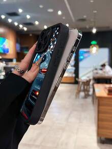 Funda elegante con un elegante diseño de coche deportivo, perfecta para , , OPPO,  17,  16,  16 ProMax,  15,  15 ProMax,  14,  13,  12 y  11 Pro. Fabricada en TPU para una protección a prueba de golpes. Un regalo ideal para amantes de los coches, familiares, amigos, niños y ocasiones especiales como cumpleaños, Halloween, Navidad y San Valentín. - Negro - Ver 5