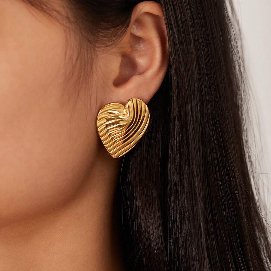 1pair Stainless Steel Retro Heart Shape Statement Earrings For Women, 316L Stainless Steel Earrings, Waterproof Earrings, Gift For Her - Gold - View 1