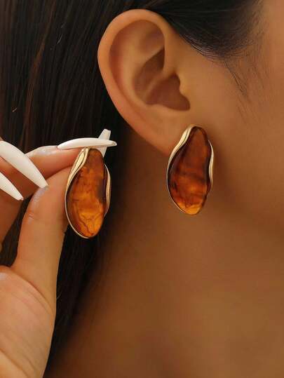 1 par de pendientes asimétricos vintage de resina con pato Maillard, pendientes elegantes adecuados para el uso diario de las mujeres