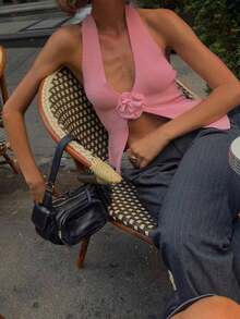 Damen klassische Strickweste mit Rundhalsausschnitt, reguläre Länge, Knopfdetails, mittlere Stretchqualität