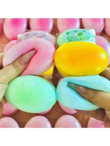 双色猫咪抱枕，慢回弹挤压玩具，糖果软陶材质，舒缓压力，办公桌玩具，派对礼品，收藏级新奇食品 - 彩色 - 查看 6