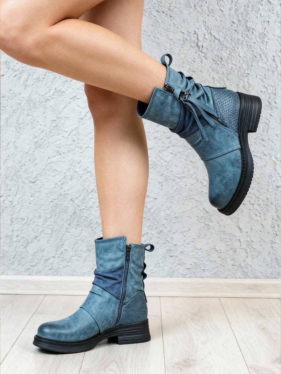 LOW ANKLE BOOT IN SYNTHETIC LEATHER WITH A VERY FASHIONABLE RUBBED EFFECT WITH GRIPPING AND INTERNAL ZIPPER AND EXTERNAL ZIPPER FOR BEAUTY - Blue - View 1
