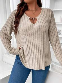 بلوزة محبوكة بياقة على شكل حرف V مع تفاصيل سلسلة، أكمام طويلة، قياس كبير، سلسلة ربيع/خريف - كاكي - مشاهدة 3