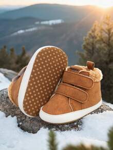 Scarpine antiscivolo calde per neonati e bambini, scarpe invernali con suola morbida, stivaletti alla caviglia per neonati, scarpe per bambini - Castano - Visualizzare 12