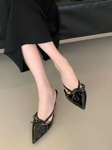 Tacones de aguja franceses de tacón medio, zuecos con lazo, sandalias de tiras finas y sin talón para mujer, versátiles para primavera y otoño, tacones de gatito - Negro - Ver 4