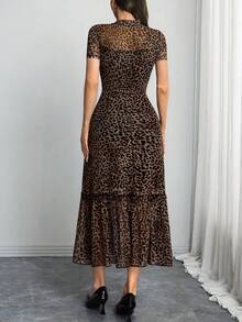 Đầm maxi nữ phong cách Gothic thanh lịch màu đen, họa tiết hoa nhiều màu sắc, cổ tròn, tay ngắn, phối lưới, viền bèo nhún ở eo, thích hợp cho mùa hè. - Nhiều màu - Xem 6