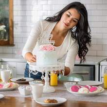 1 件，生日蛋糕装饰，金色和银色“生日快乐”水钻字母蛋糕装饰，周年庆典，生日派对装饰，闪亮礼物创意。 - 彩色 - 查看 4