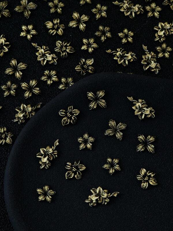 100 pezzi Decorazioni 3D per unghie in acrilico, charms morbidi a forma di fiori di camelia, rosa e gardenia per arte di unghie e decorazioni fai-da-te