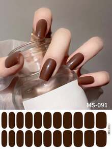 22/44/66/88片装免烤灯软胶美甲贴纸，简约纯色美甲按压式贴纸，哥特风闪粉全覆盖美甲贴纸，多种尺寸可选，黑色、白色、红色、圣诞节、万圣节、深绿色、粉色、黄色、香槟金等多种颜色。 - 彩色 - 查看 8