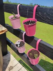 1 Peça Vaso de Flores de Ferro Suspenso para Cerca, Varanda, Jardim, Decoração Doméstica, Suporte de Flores com Ganchos Removíveis, Preto, Multicor