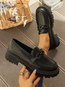 Women's Platform Loafers, Retro College Style Soft Bottom Black Leather Shoes With Chain Decor, New For Spring Autumn