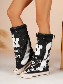 Fall/Winter Women's New Casual Black Stacked Canvas Boots, Buckle Decor Niche Design Cool Graffiti Canvas High-Top Sneakers, Round Toe Thick Sole Leg Warmers Boots, Punk, Ultra-Modern Academy Style Street Fashion Personalized Riding Boots, Suitable For All Seasons, Leg Warmers Mid-Calf Boots - Black - View 4