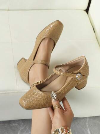 Quadratische Zehenform, bequemer Blockabsatz, weiche Sohle Arbeitsschuhe