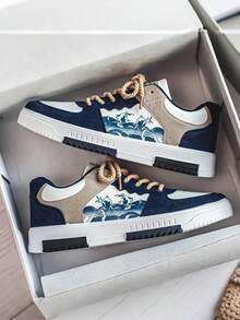 Zapatillas deportivas transpirables para hombre, diseño estampado, zapatillas deportivas con cordones, zapatillas deportivas de skate para hombre con diseño patchwork en bloques de color, zapatillas deportivas para hombre, diseño en bloques de color, calzado informal de moda de inspiración retro. - Azul oscuro - Ver 2