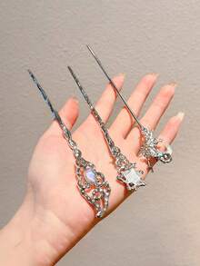 1个女士月光石星星发夹，现代中国风月亮发簪，高端发髻配饰。适合日常佩戴，也适合秋冬季雪花主题发型。它还可以用作发髻固定器和发饰，是斋月、情人节和婚礼装饰的理想之选。 - 彩色 - 查看 8