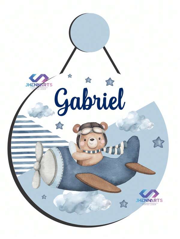 Enfeite Porta Maternidade Urso Aviador Aquarela - Decoração quarto infantil - bebê. Nome personalizado em 3d. Pendurador Incluso. Guirlanda Redonda.