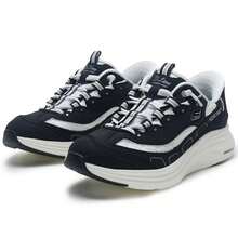 Skechers 女款 CONTOUR FOAM 一腳蹬運動休閒鞋，輕量舒適，適合日常穿著與戶外活動，建議訂購小半號 150412-BKW - 黑色/白色 - 查看 1