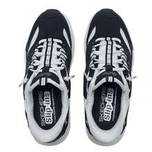 Skechers 女款 CONTOUR FOAM 一腳蹬運動休閒鞋，輕量舒適，適合日常穿著與戶外活動，建議訂購小半號 150412-BKW - 黑色/白色 - 查看 3