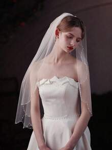 1件优雅新娘头纱，手工珍珠新月形婚礼发饰，带梳子，浪漫精致的面纱