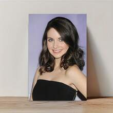 1pc Frameless Alison Brie Movie Poster Canvas Wall Art - 12x18 Inches, High-Quality Vibrant Print, Modern Bedroom Decor, Perfect Gift For Friends, Easy To Hang, Movie Wall Art, Indoor Decoration, 2D - Multicolor - View 2
