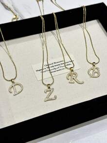 1件立方氧化锆心形吊坠项链，26个英文字母设计，复古经典魅力项链，适合日常佩戴或聚会，情人节理想礼物 - 金色 - 查看 4