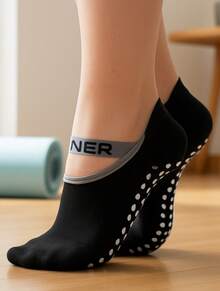 Kit With 1/3/6 Pairs Of Non-Slip Socks – Ideal For Yoga, Pilates And Workouts | Sizes 35 To 41 - Nhiều màu - Xem 2